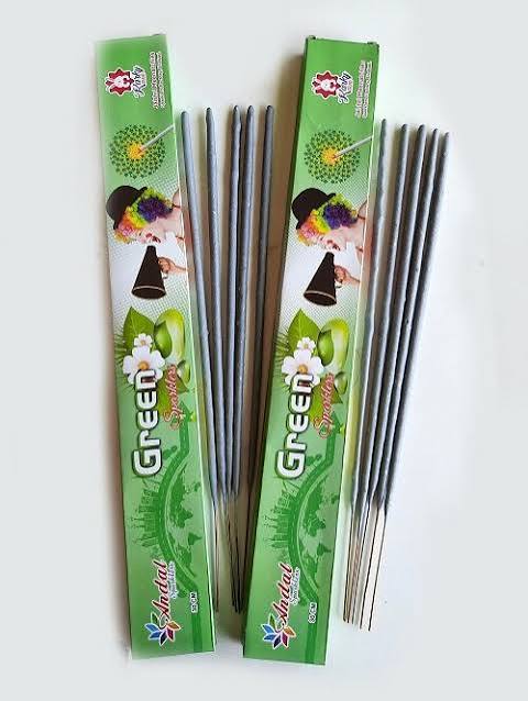 30 CM GREEN SPARKLERS